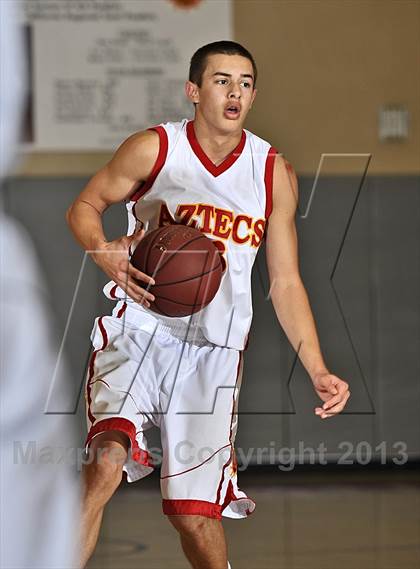 Thumbnail 1 in Villa Park vs. Palm Desert (MaxPreps Holiday Classic) photogallery.