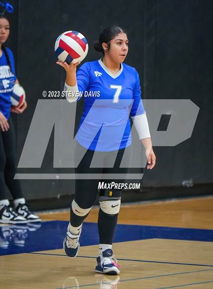 Thumbnail 2 in Mesquite vs Prescott photogallery.