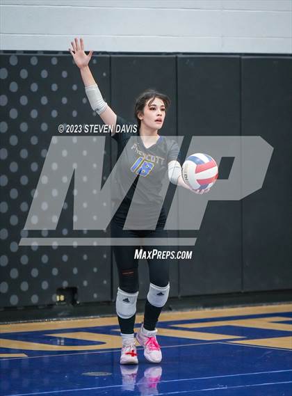 Thumbnail 2 in Mesquite vs Prescott photogallery.