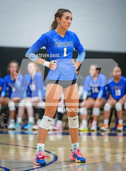 Thumbnail 1 in Mesquite vs Prescott photogallery.