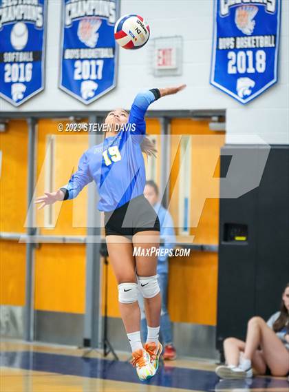 Thumbnail 1 in Mesquite vs Prescott photogallery.