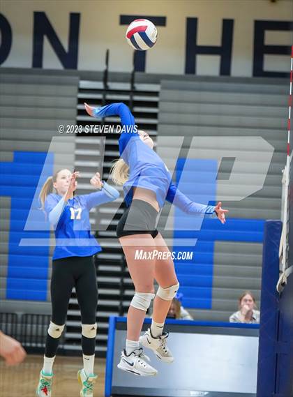 Thumbnail 3 in Mesquite vs Prescott photogallery.
