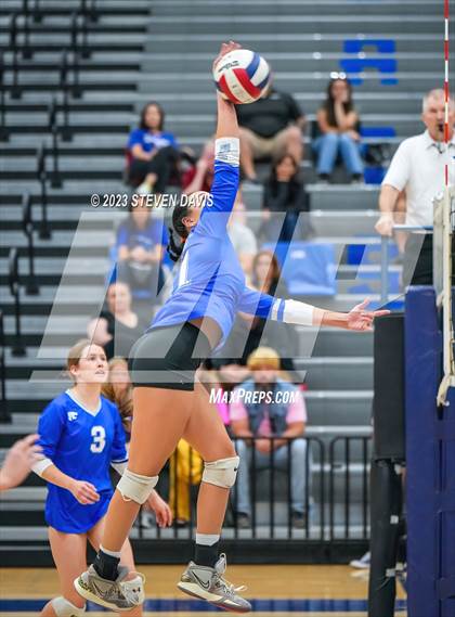 Thumbnail 1 in Mesquite vs Prescott photogallery.
