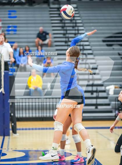 Thumbnail 3 in Mesquite vs Prescott photogallery.