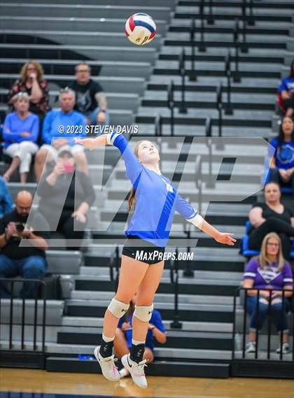 Thumbnail 1 in Mesquite vs Prescott photogallery.
