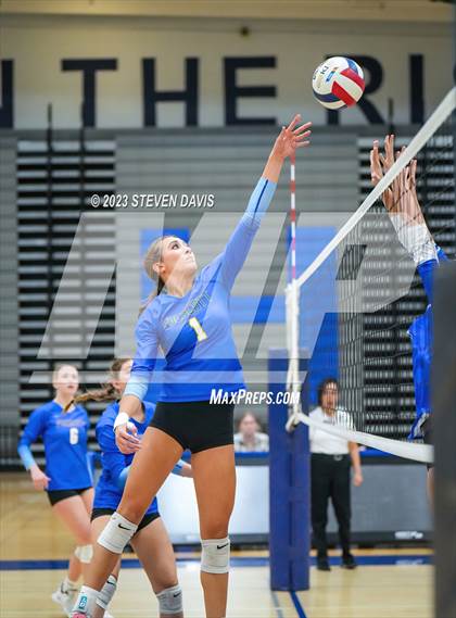 Thumbnail 2 in Mesquite vs Prescott photogallery.