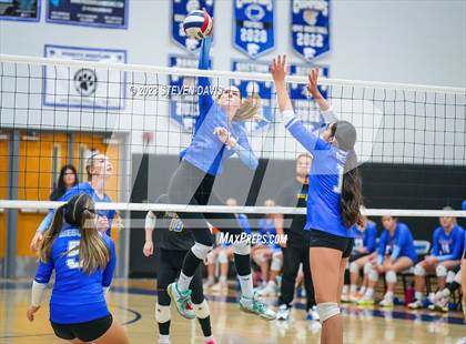Thumbnail 3 in Mesquite vs Prescott photogallery.