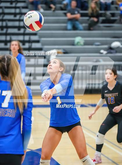 Thumbnail 2 in Mesquite vs Prescott photogallery.