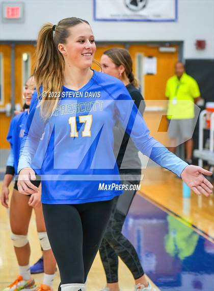 Thumbnail 2 in Mesquite vs Prescott photogallery.