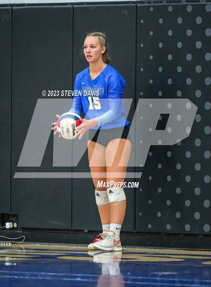 Thumbnail 3 in Mesquite vs Prescott photogallery.