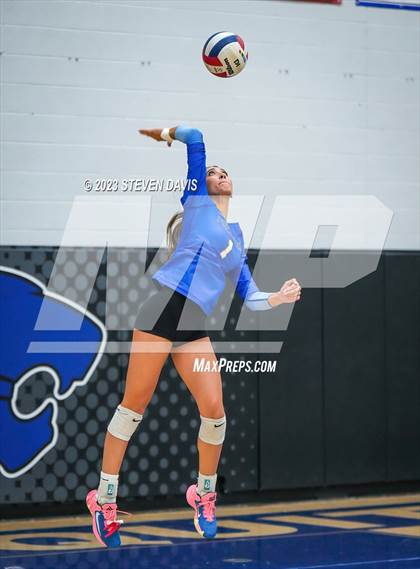Thumbnail 1 in Mesquite vs Prescott photogallery.