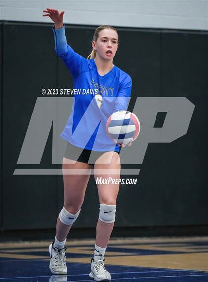 Thumbnail 2 in Mesquite vs Prescott photogallery.