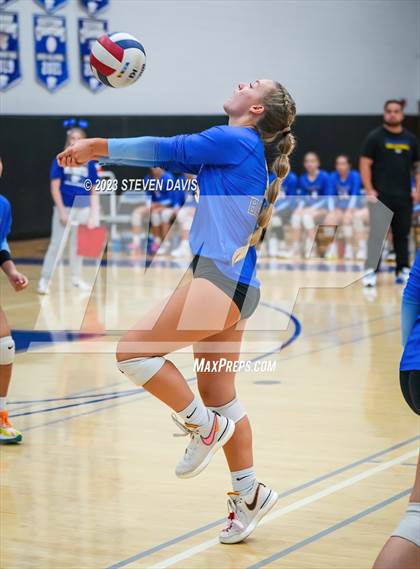 Thumbnail 2 in Mesquite vs Prescott photogallery.