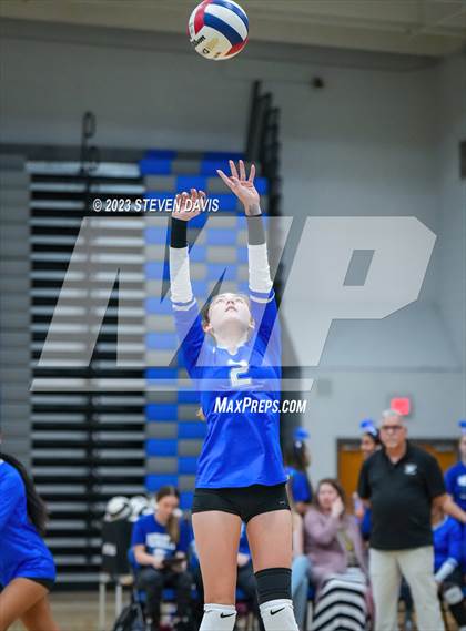 Thumbnail 3 in Mesquite vs Prescott photogallery.