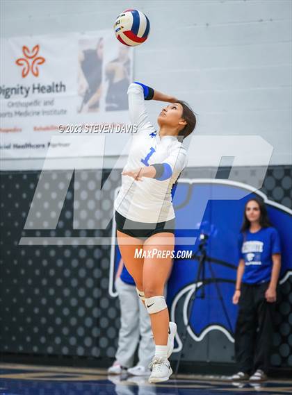Thumbnail 1 in Mesquite vs Prescott photogallery.