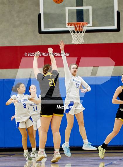 Thumbnail 1 in Del Oro @ Folsom photogallery.