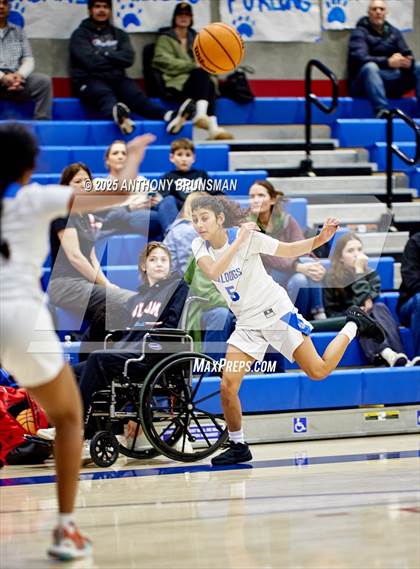 Thumbnail 3 in Del Oro @ Folsom photogallery.