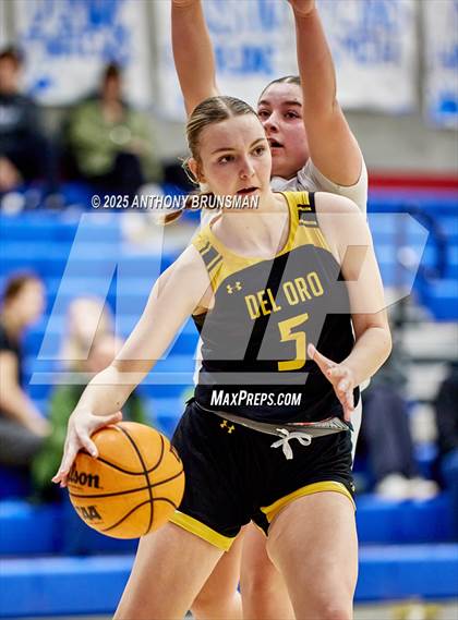 Thumbnail 1 in Del Oro @ Folsom photogallery.