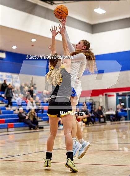 Thumbnail 3 in Del Oro @ Folsom photogallery.