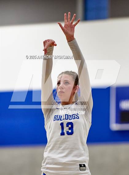 Thumbnail 1 in Del Oro @ Folsom photogallery.