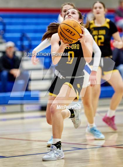 Thumbnail 1 in Del Oro @ Folsom photogallery.
