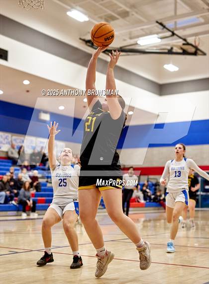 Thumbnail 1 in Del Oro @ Folsom photogallery.