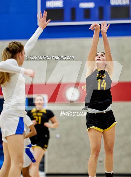 Thumbnail 1 in Del Oro @ Folsom photogallery.
