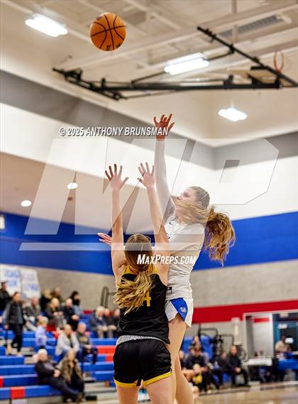 Thumbnail 1 in Del Oro @ Folsom photogallery.