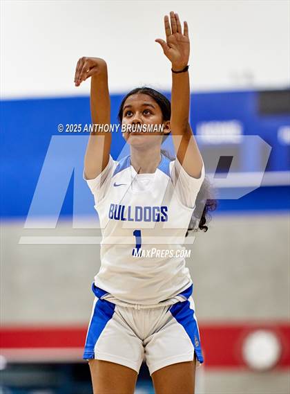 Thumbnail 1 in Del Oro @ Folsom photogallery.