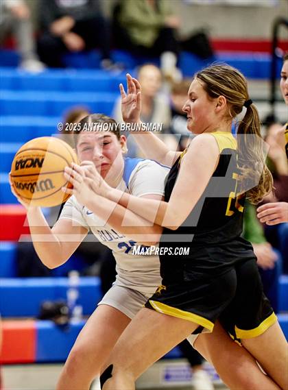 Thumbnail 2 in Del Oro @ Folsom photogallery.