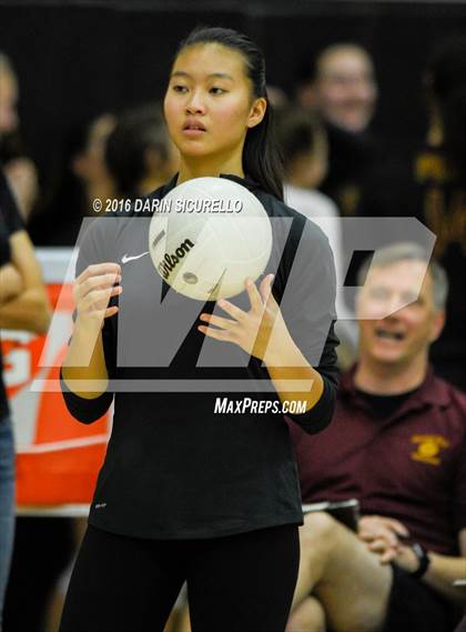Thumbnail 1 in Hamilton vs. Mountain Pointe (AIA Division 6A Semifinal Playoff) photogallery.