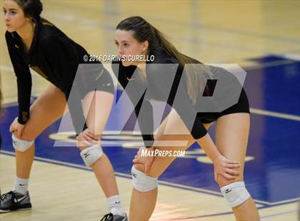 Thumbnail 1 in Hamilton vs. Mountain Pointe (AIA Division 6A Semifinal Playoff) photogallery.