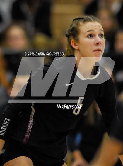 Thumbnail 1 in Hamilton vs. Mountain Pointe (AIA Division 6A Semifinal Playoff) photogallery.