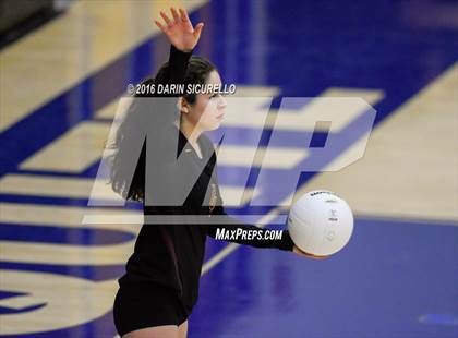 Thumbnail 1 in Hamilton vs. Mountain Pointe (AIA Division 6A Semifinal Playoff) photogallery.