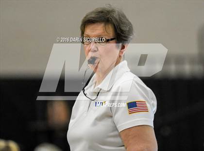 Thumbnail 3 in Hamilton vs. Mountain Pointe (AIA Division 6A Semifinal Playoff) photogallery.