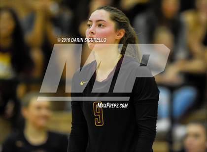 Thumbnail 1 in Hamilton vs. Mountain Pointe (AIA Division 6A Semifinal Playoff) photogallery.
