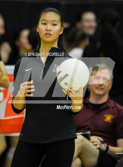 Thumbnail 2 in Hamilton vs. Mountain Pointe (AIA Division 6A Semifinal Playoff) photogallery.