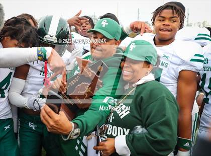 Thumbnail 1 in Cass Tech vs  Southfield Arts & Tech (MHSAA District Final) photogallery.