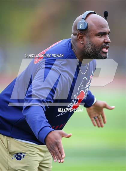 Thumbnail 2 in Cass Tech vs  Southfield Arts & Tech (MHSAA District Final) photogallery.