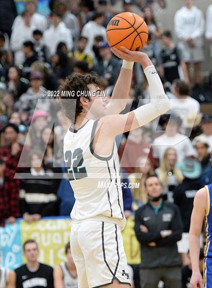 Thumbnail 1 in El Toro @ Aliso Niguel photogallery.