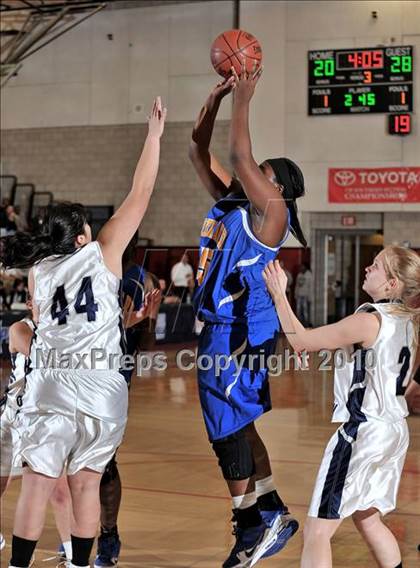 Thumbnail 2 in St. Bernard vs. Hillcrest Christian (CIF SS 6AA Final) photogallery.