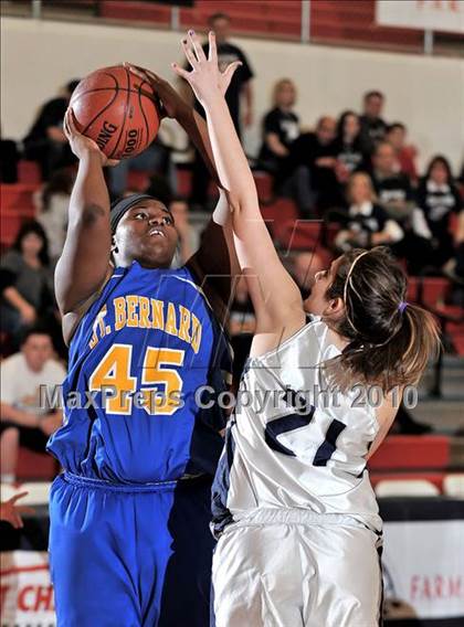 Thumbnail 2 in St. Bernard vs. Hillcrest Christian (CIF SS 6AA Final) photogallery.
