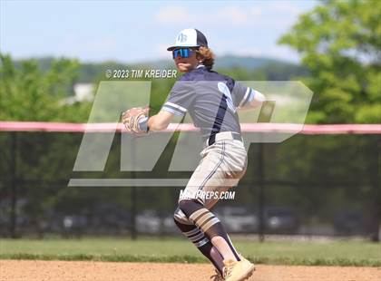 Thumbnail 1 in Daniel Boone @ Warwick photogallery.