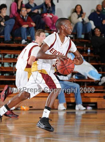 Thumbnail 1 in Natomas vs. Encina (St. Hope Holiday Classic) photogallery.