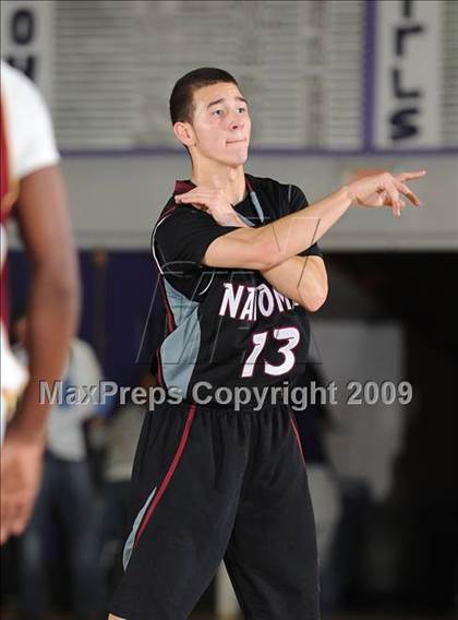 Thumbnail 3 in Natomas vs. Encina (St. Hope Holiday Classic) photogallery.