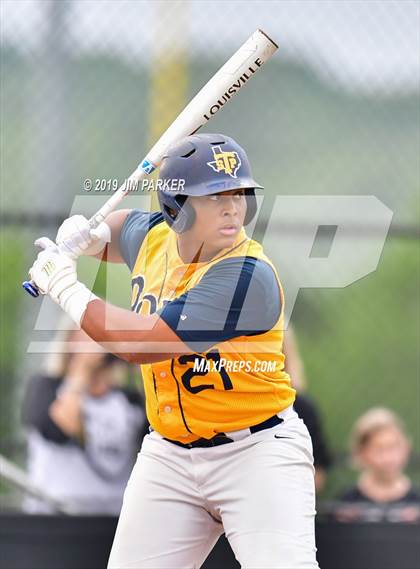 Thumbnail 1 in Stony Point @ Vandegrift photogallery.