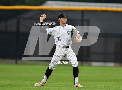 Thumbnail 3 in Stony Point @ Vandegrift photogallery.
