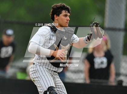 Thumbnail 1 in Stony Point @ Vandegrift photogallery.