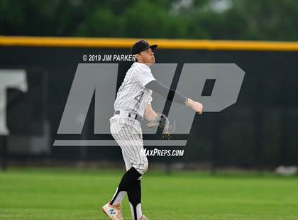 Thumbnail 1 in Stony Point @ Vandegrift photogallery.