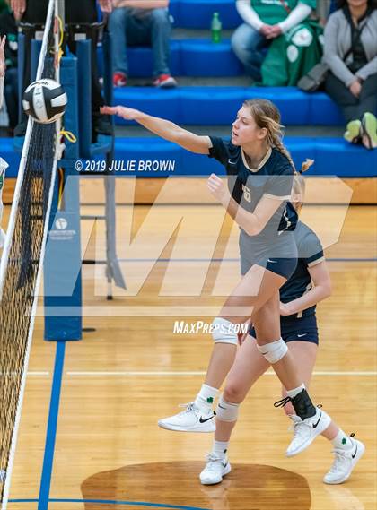Thumbnail 3 in Cathedral vs New Castle (IHSAA 4A Regional Semifinal) photogallery.